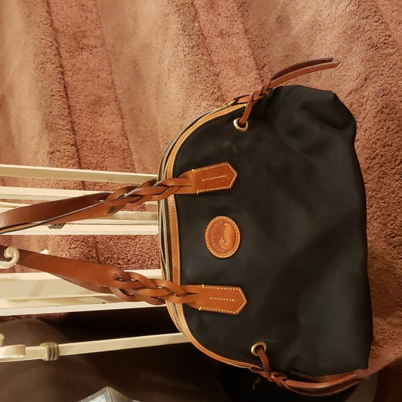 Dooney & Bourke canvas bag ..black. great condition! - Picture 7 of 10